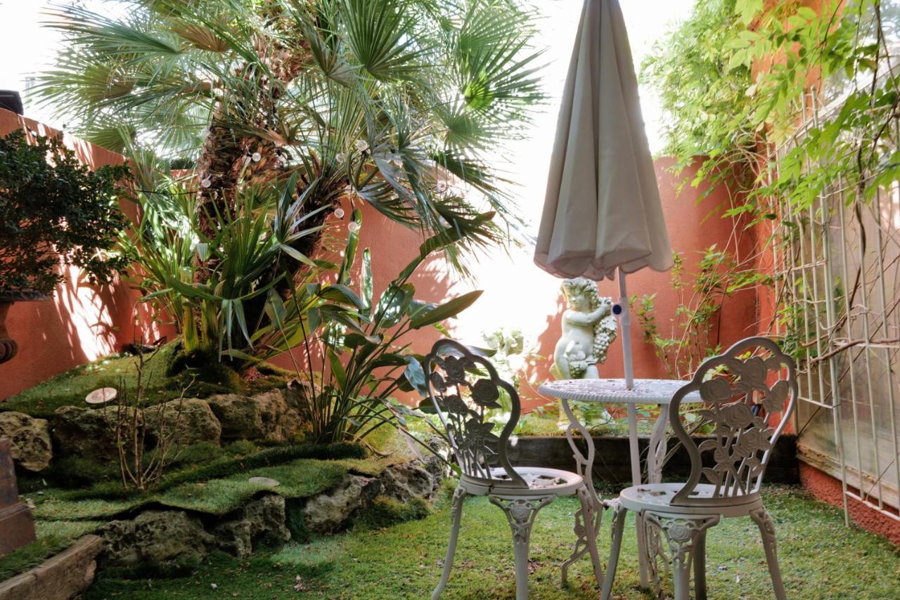 Lou Pitchoun Luxe Et Serenite Au Coeur De Saint-Tropez Suite Familiale Avec Chambre Separee Avec Jardin Enchanteur Pour 4 Adultes Et 1 Enfant Buitenkant foto