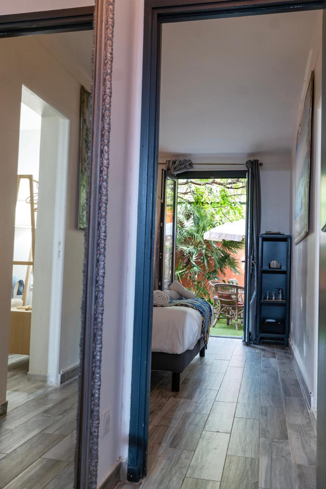 Lou Pitchoun Luxe Et Serenite Au Coeur De Saint-Tropez Suite Familiale Avec Chambre Separee Avec Jardin Enchanteur Pour 4 Adultes Et 1 Enfant Buitenkant foto